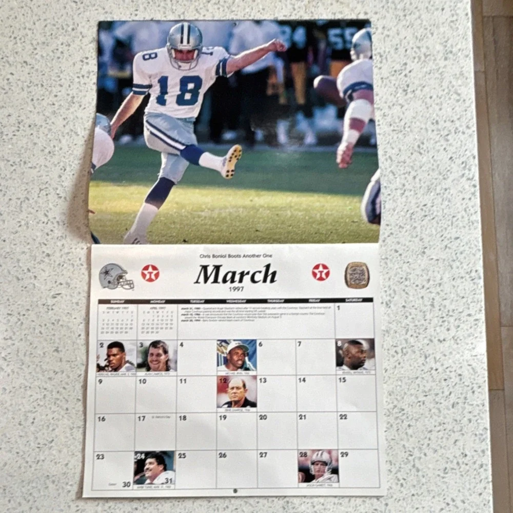 Dallas Cowboys 1997 Official NFL Football Calendar Texaco Sponsored Collectible